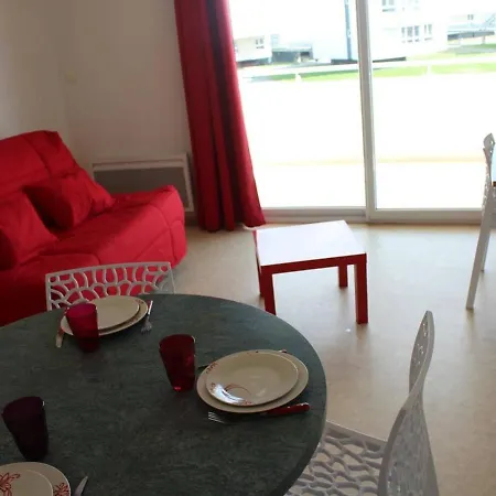 Διαμέρισμα 2 Pieces Avec Piscine Et Parking, Proche Plage, - Fr-1-246-286 Λα Ροσέλ